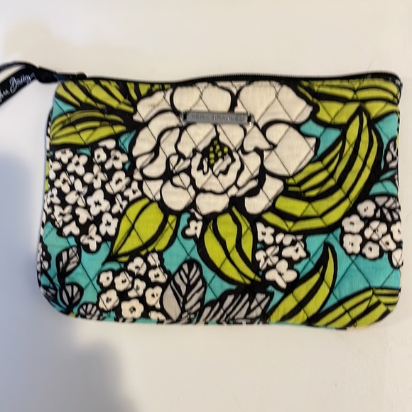Vera Bradley purse and cosmetic bag - Picture 3 of 3